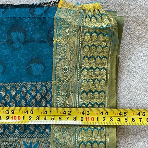 NEW Teal and Metallic Gold Silk Indian Saree Fabric 45” wide x 232” long - Picture 5 of 7